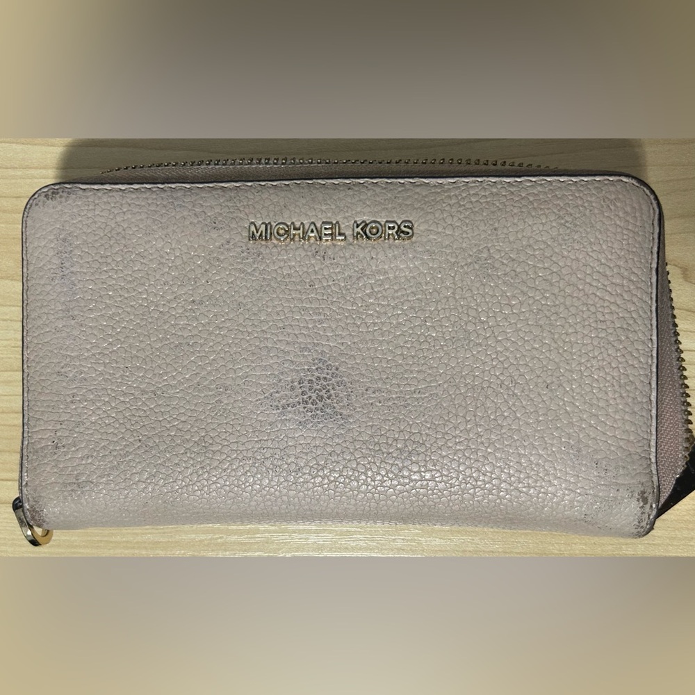 Michael Kors Metallic Gray Zip Wallet